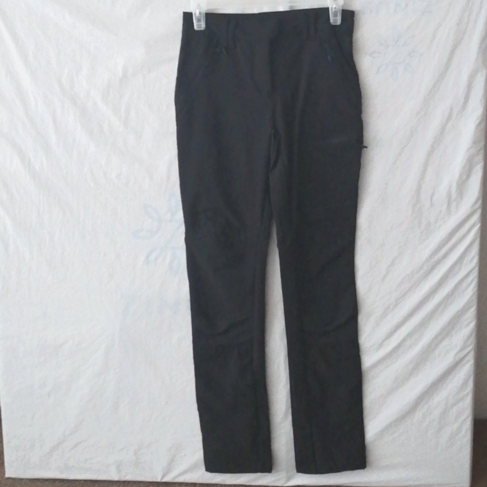 BLACK SLIM CUT ZIPPER POCKETED PANTS